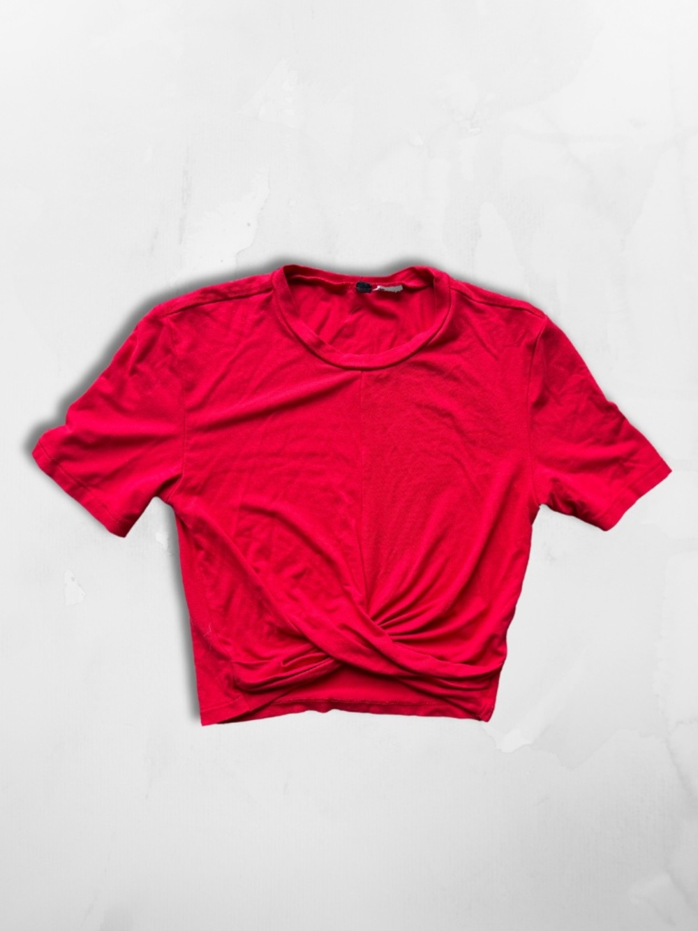🌈 4 FOR $25 🌈 Red Twist-Front Crop Top with Knot Detail, Size S